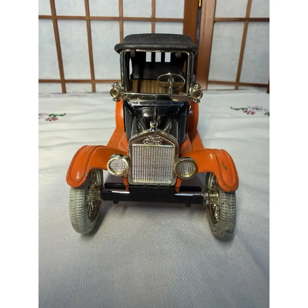 Vintage ERTL V&S Variety #2 #3 Ford Model T Diecast Bank Lot Runabout Van